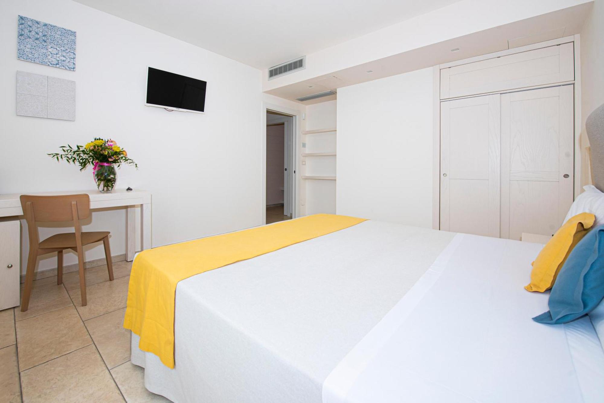 Relais Masseria Le Cesine - Cdshotels Vernole Bagian luar foto