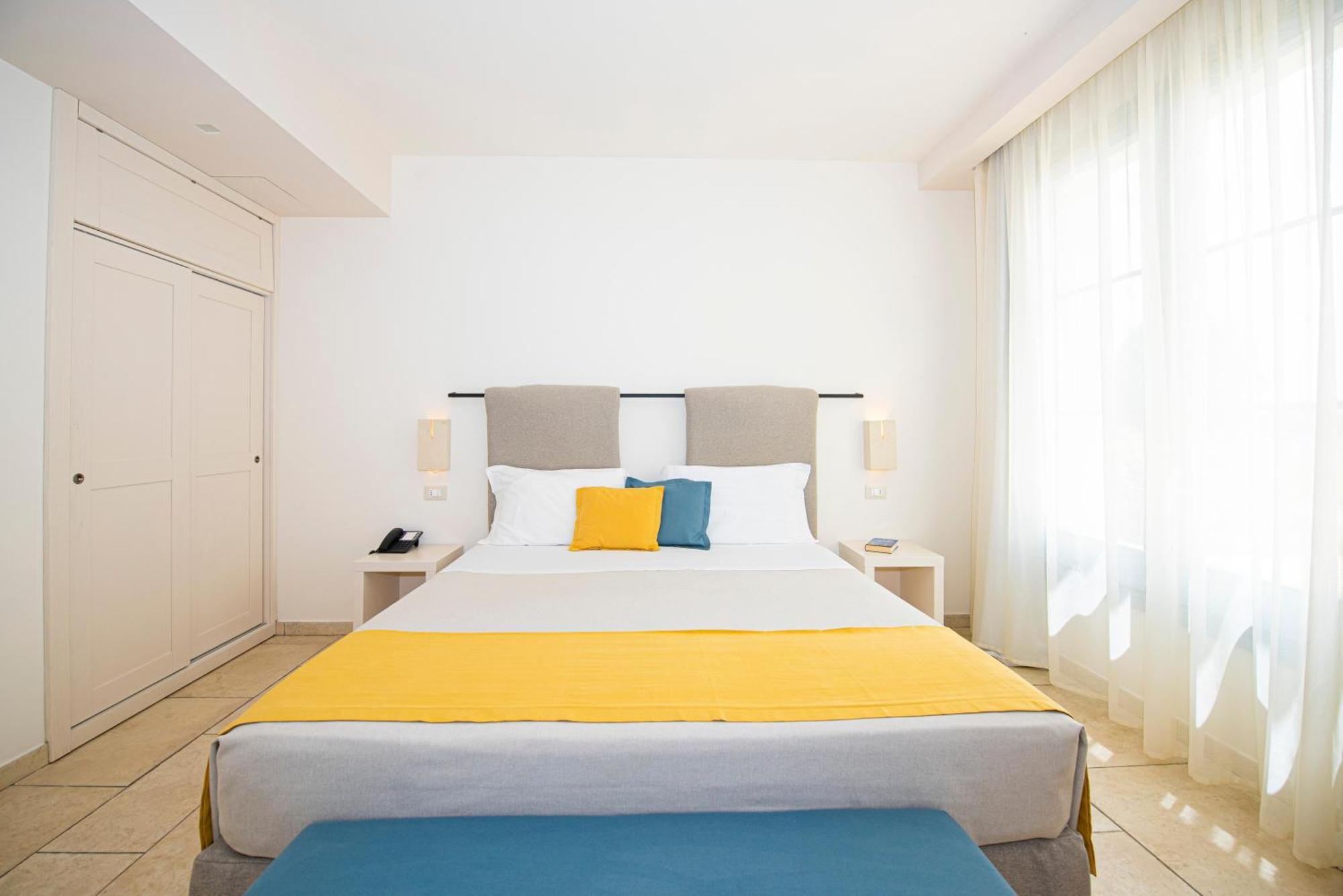 Relais Masseria Le Cesine - Cdshotels Vernole Bagian luar foto