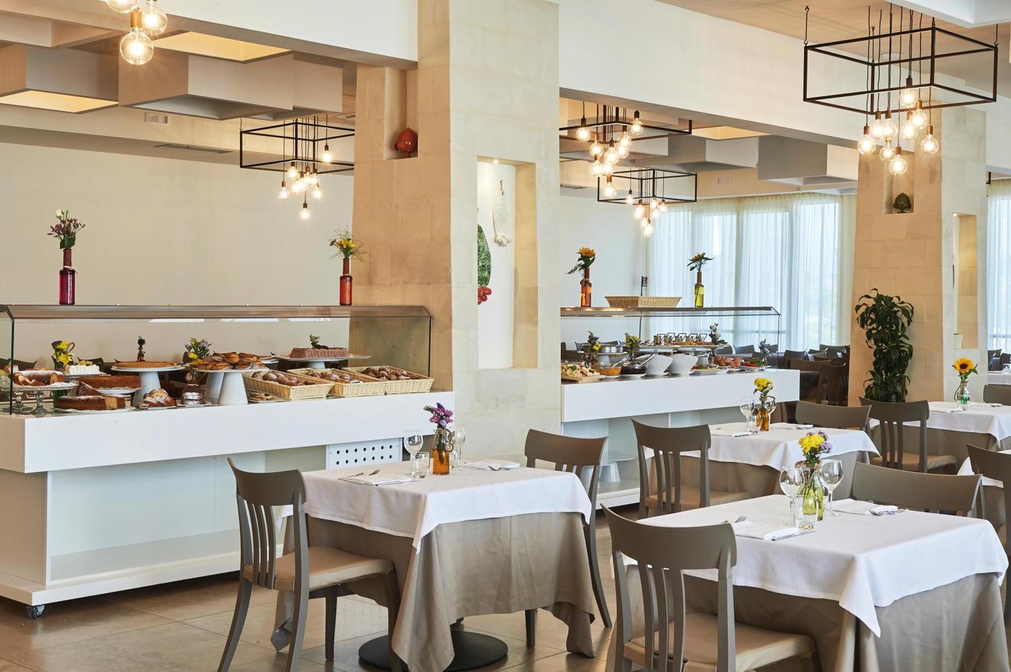 Relais Masseria Le Cesine - Cdshotels Vernole Bagian luar foto
